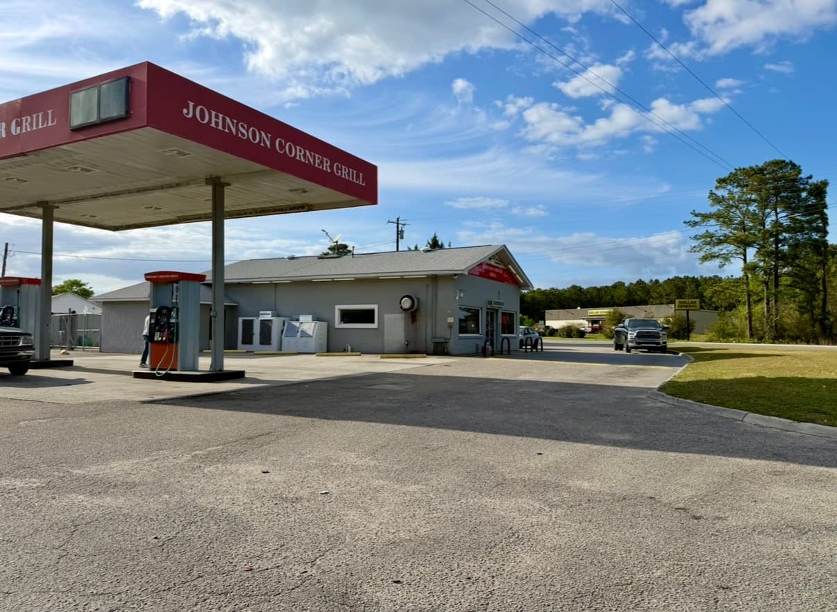 Roadside country grill attached to a convenience store and gas station in rural North Carolina